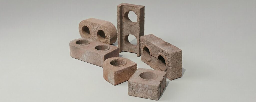 Prodej tvárnic a dřeva